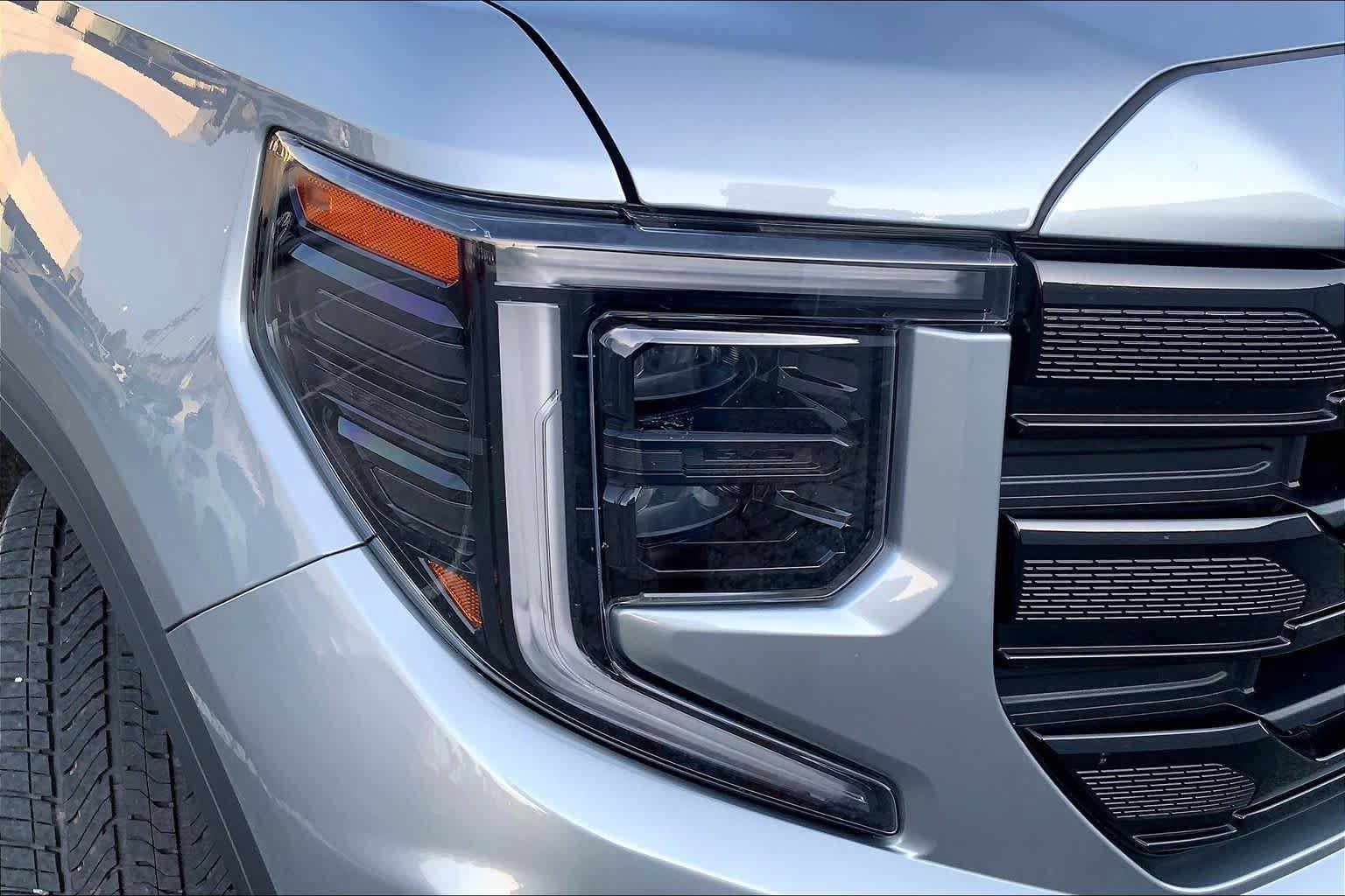 Used 2024 GMC Sierra 1500 Elevation RWD image 26