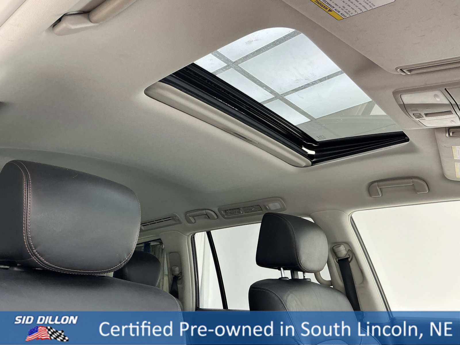 Used 2017 Nissan Armada Platinum w/ Captain Seat Package image 26