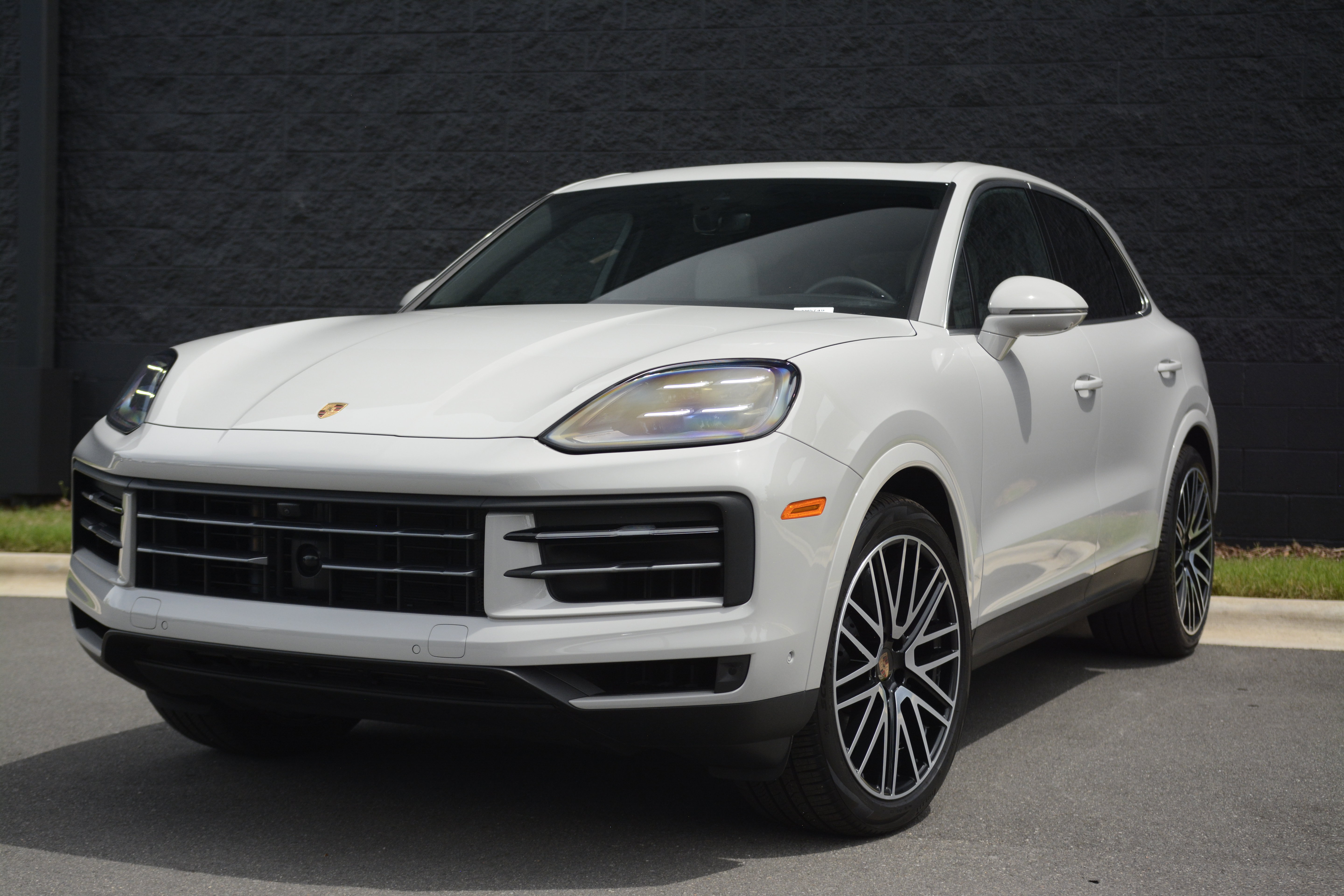 Certified 2025 Porsche Cayenne