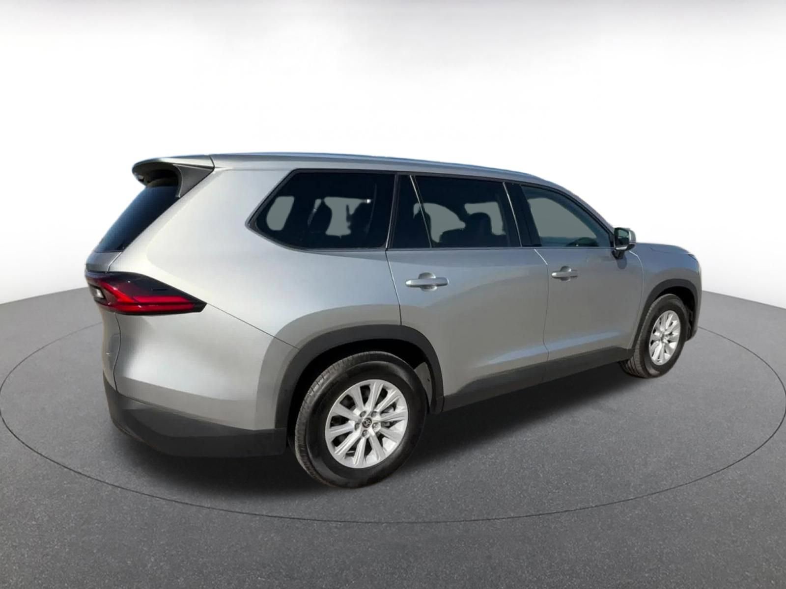 Used 2025 Toyota Grand Highlander FWD image 14