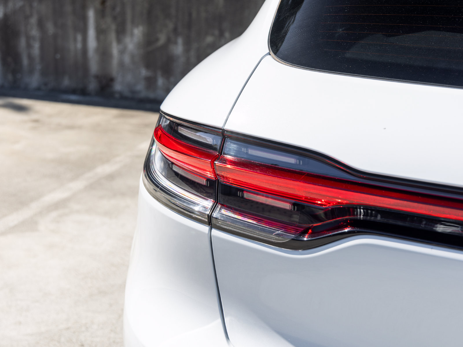 Certified 2026 Porsche Macan AWD/4WD image 20
