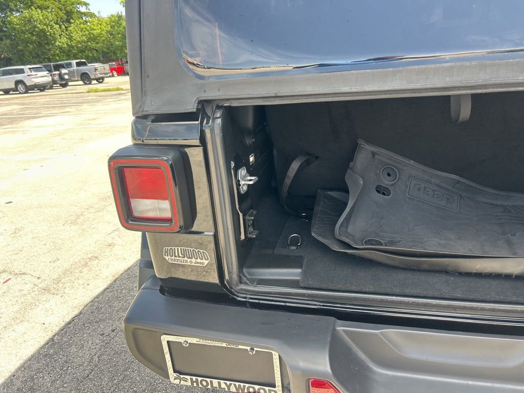 Certified 2023 Jeep Wrangler Rubicon image 33