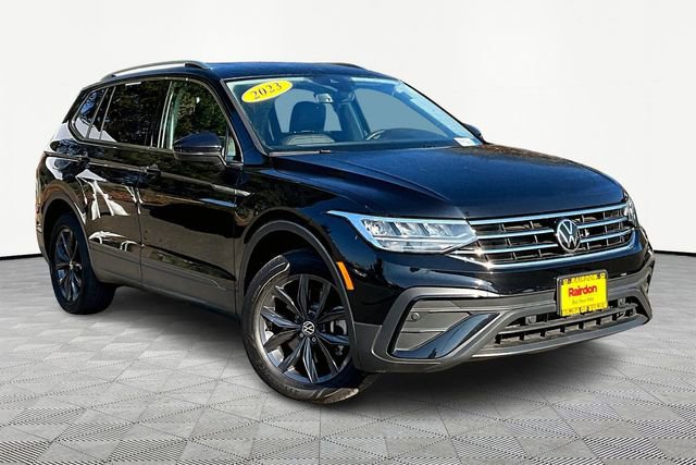 Used 2023 Volkswagen Tiguan SE