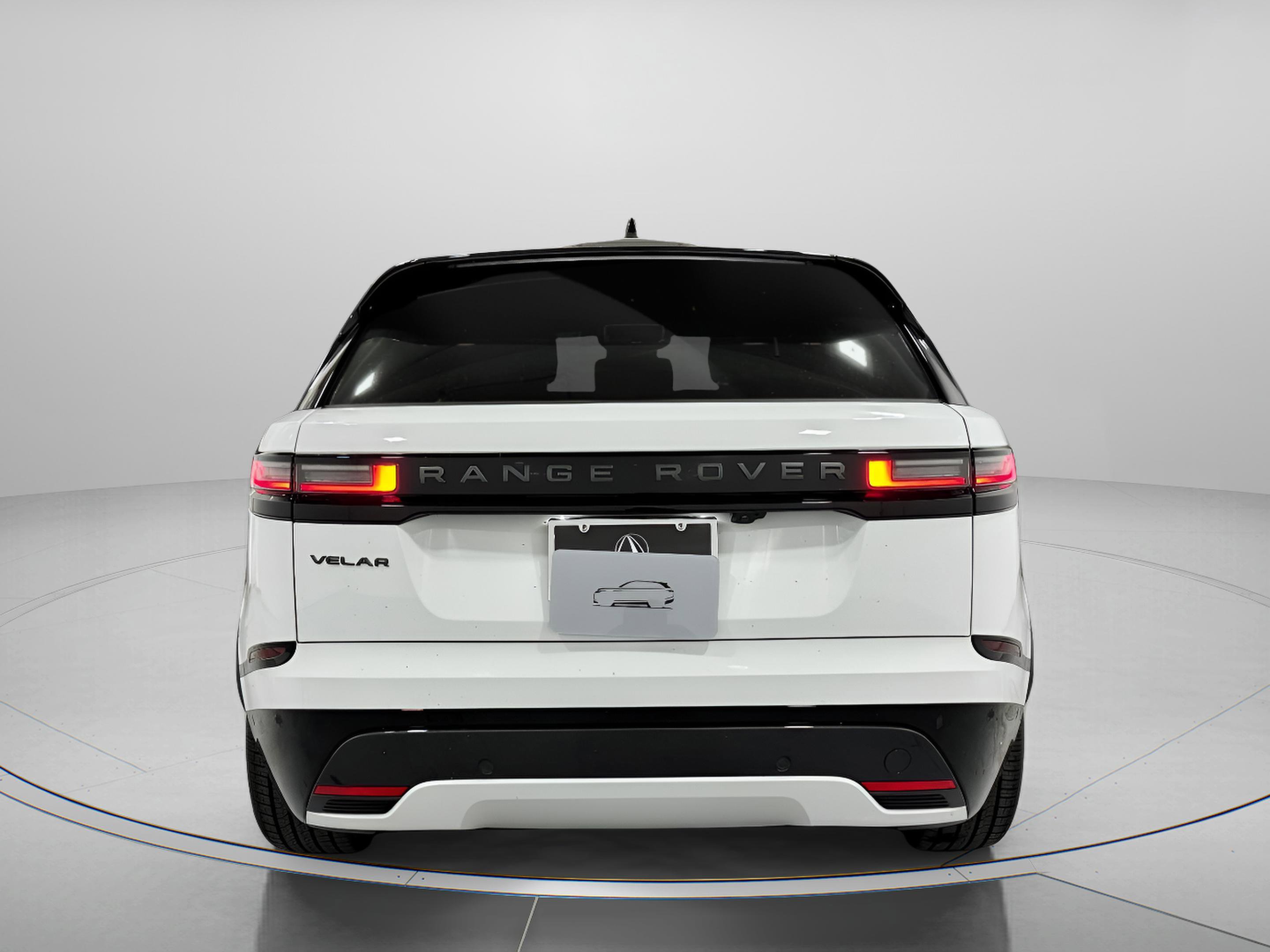 Used 2026 Land Rover Range Rover Velar Dynamic SE image 4