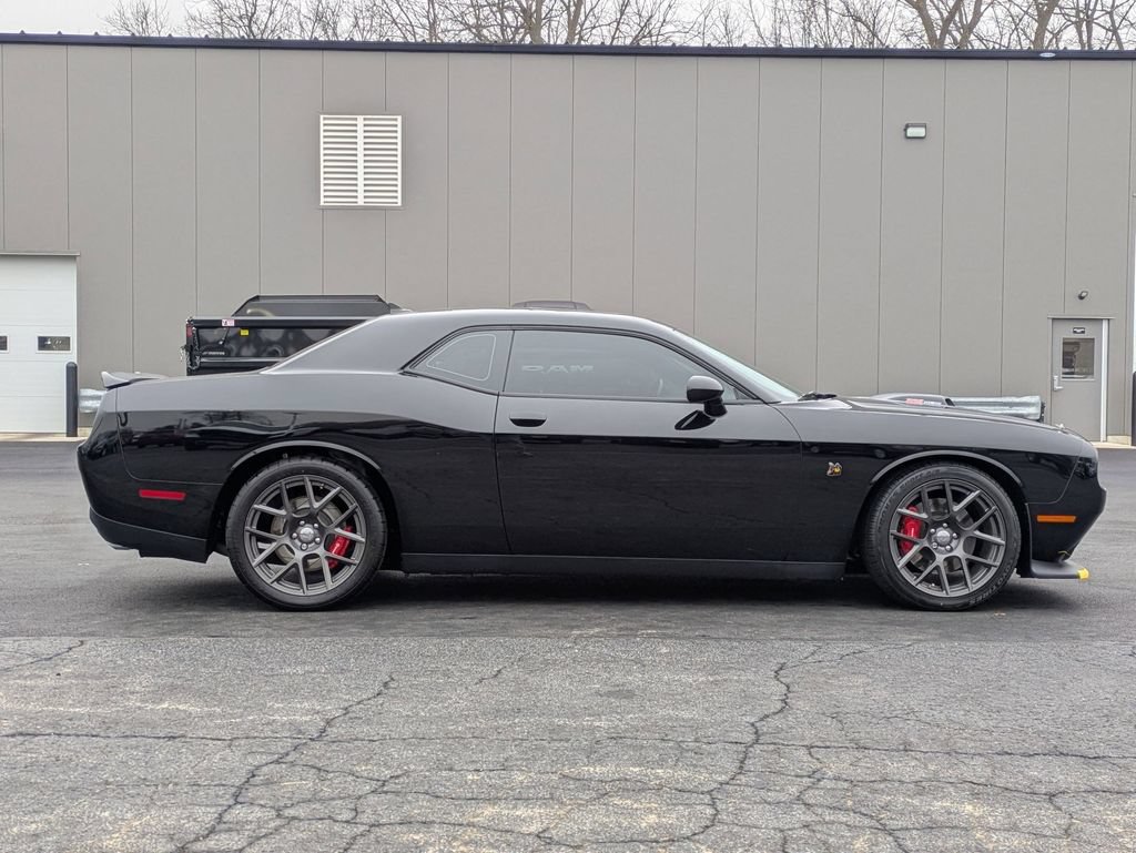 Used 2019 Dodge Challenger R/T Scat Pack w/ Shaker Package RWD image 9