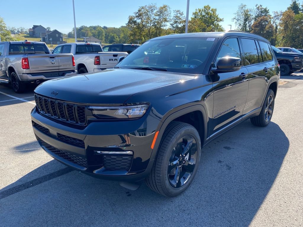 New 2025 Jeep Grand Cherokee L Limited w/ Black Appearance Package RWD image 7
