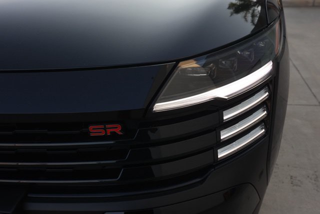 New 2025 Nissan Kicks SR FWD image 11
