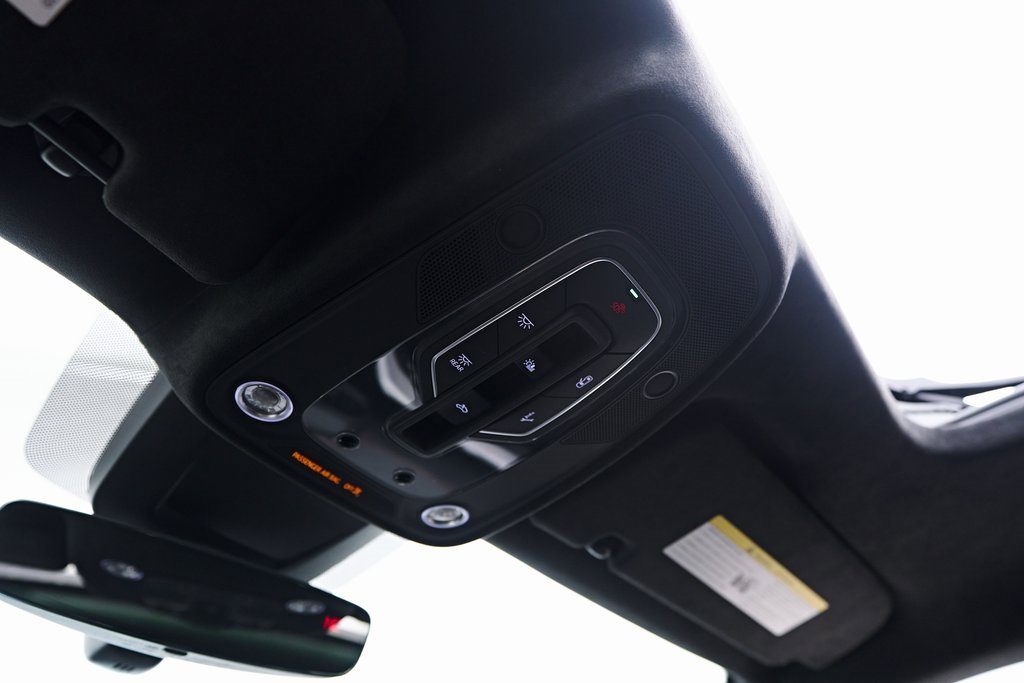 Used 2022 Lamborghini Urus image 87