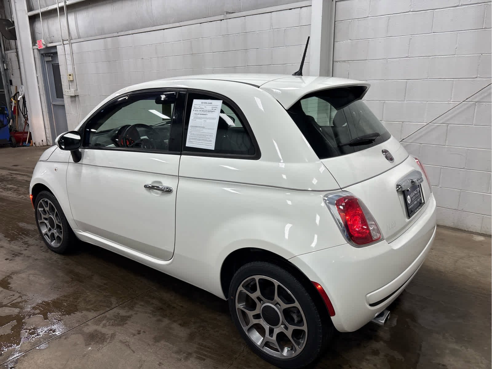 Used 2015 FIAT 500 Pop image 5