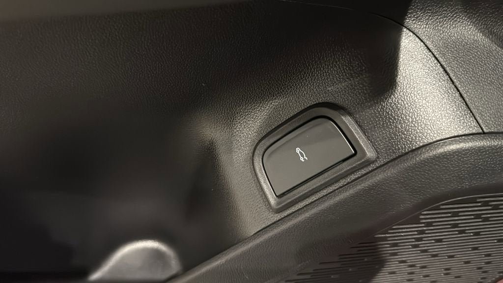 New 2026 GMC Terrain Elevation w/ Elevation Premium Package image 24