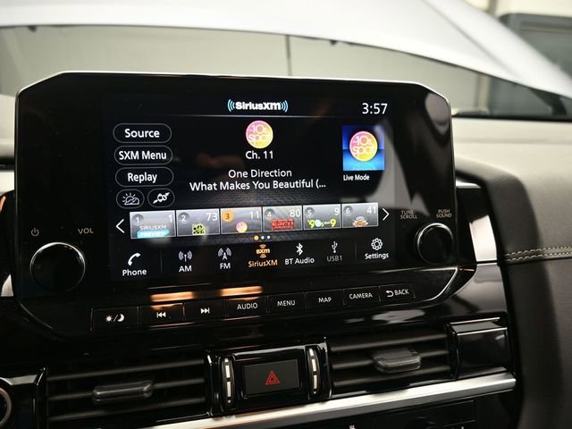 Used 2023 Nissan Pathfinder Platinum w/ Lighting Package (N93) image 10