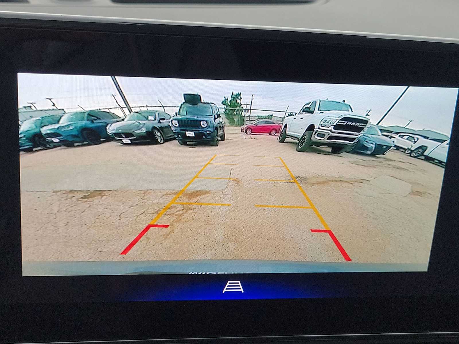 Used 2025 Chevrolet Trax LT FWD image 24