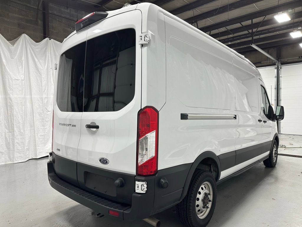 Used 2024 Ford Transit 250 148 Medium Roof Extended AWD w/ Load Area Protection Package image 7