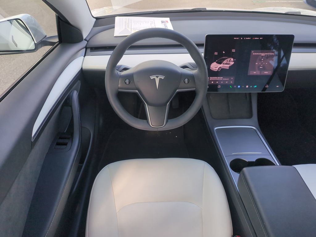 Used 2021 Tesla Model 3 Standard Range Plus image 16