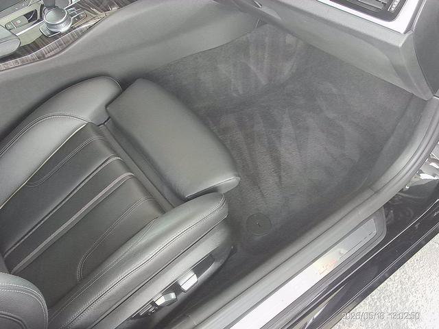 Used 2018 BMW 540i xDrive AWD/4WD image 18