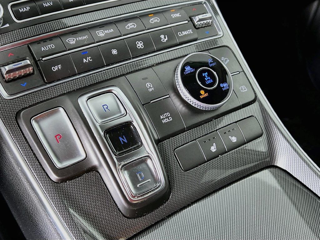 Certified 2023 Hyundai Santa Fe SEL AWD/4WD image 16