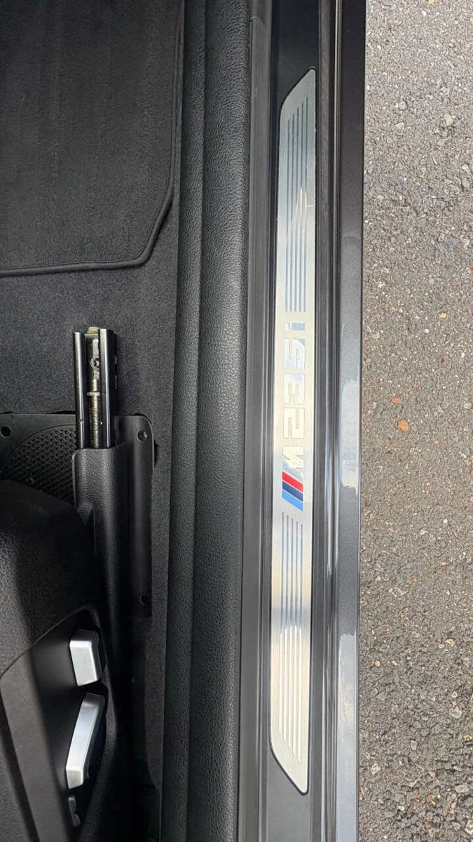 Used 2016 BMW M235i Convertible image 11