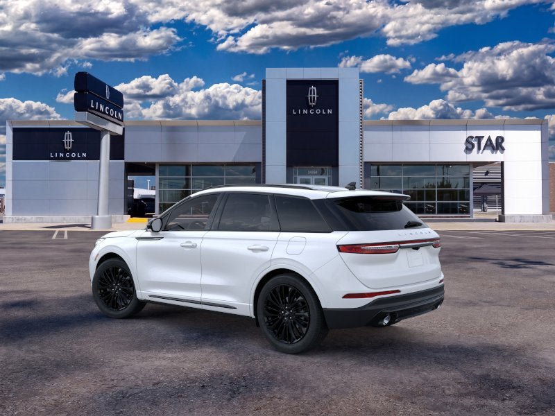 New 2023 Lincoln Corsair Reserve w/ Equipment Group 202A AWD/4WD image 4