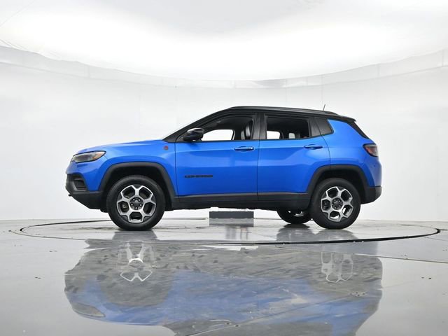 Used 2022 Jeep Compass Trailhawk w/ Trailhawk Elite Group AWD/4WD image 38