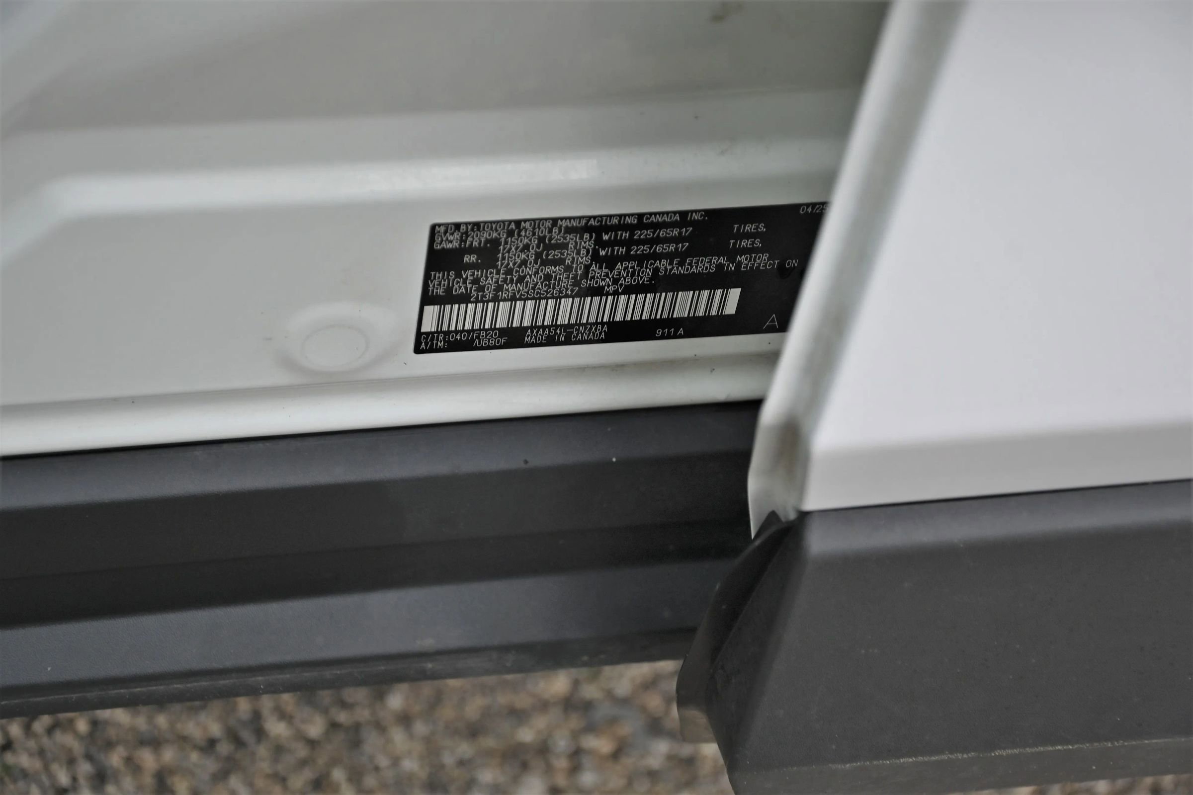 Used 2025 Toyota RAV4 LE image 17