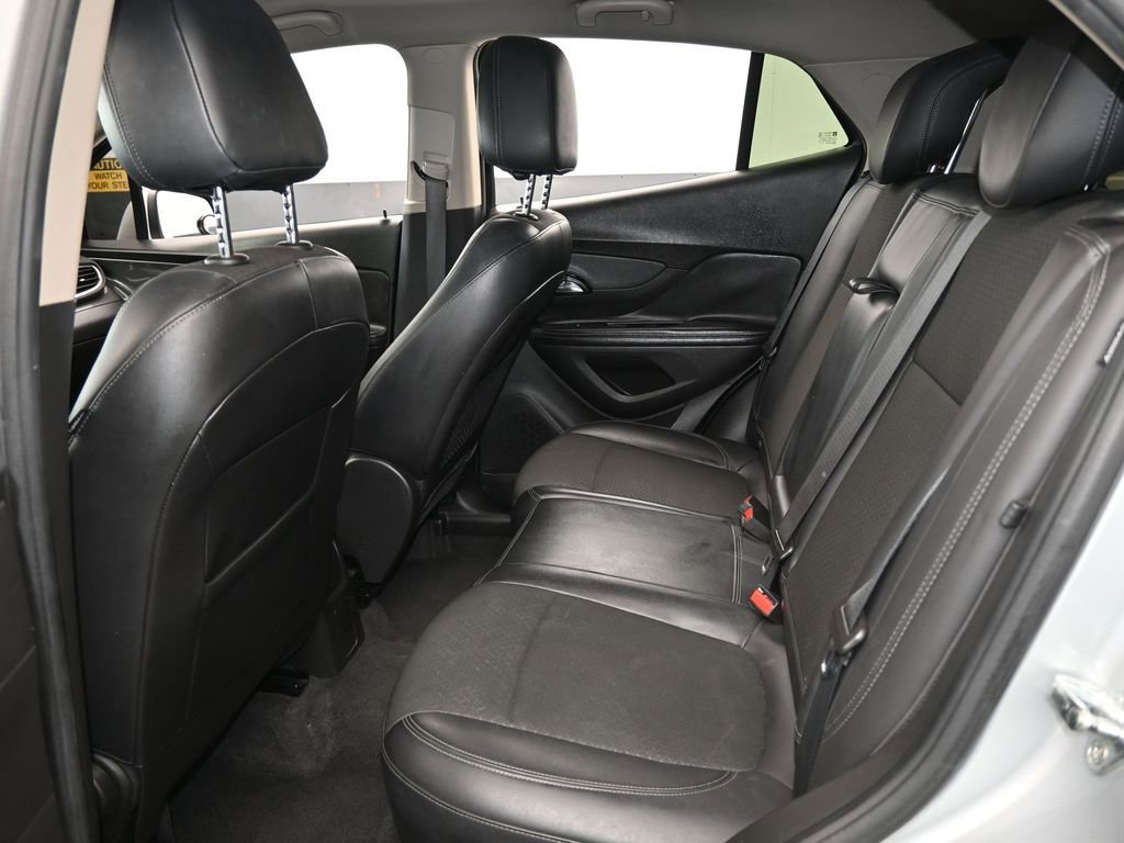 Used 2020 Buick Encore Preferred image 33