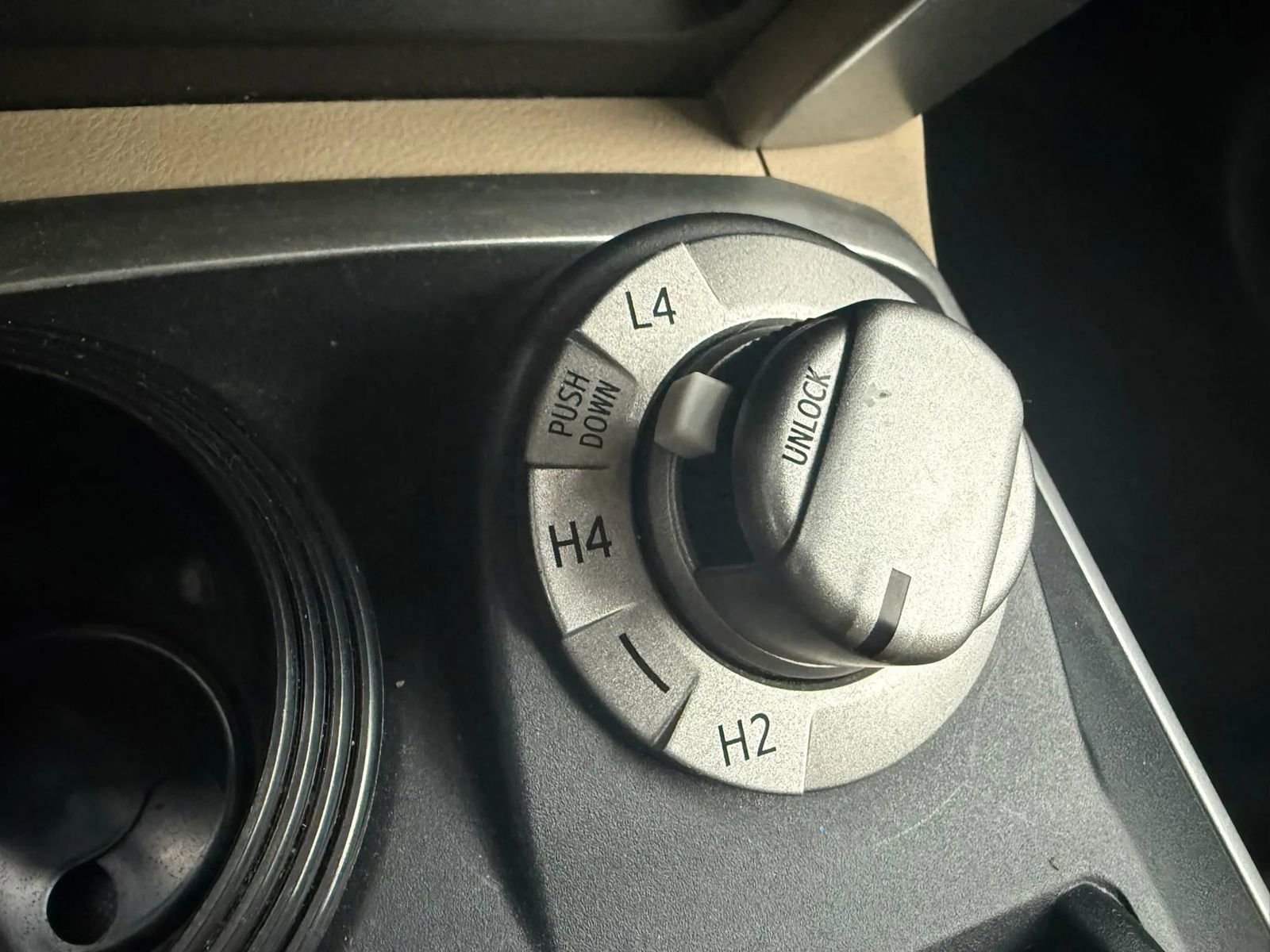 Used 2013 Toyota 4Runner SR5 w/ Convenience Pkg image 17