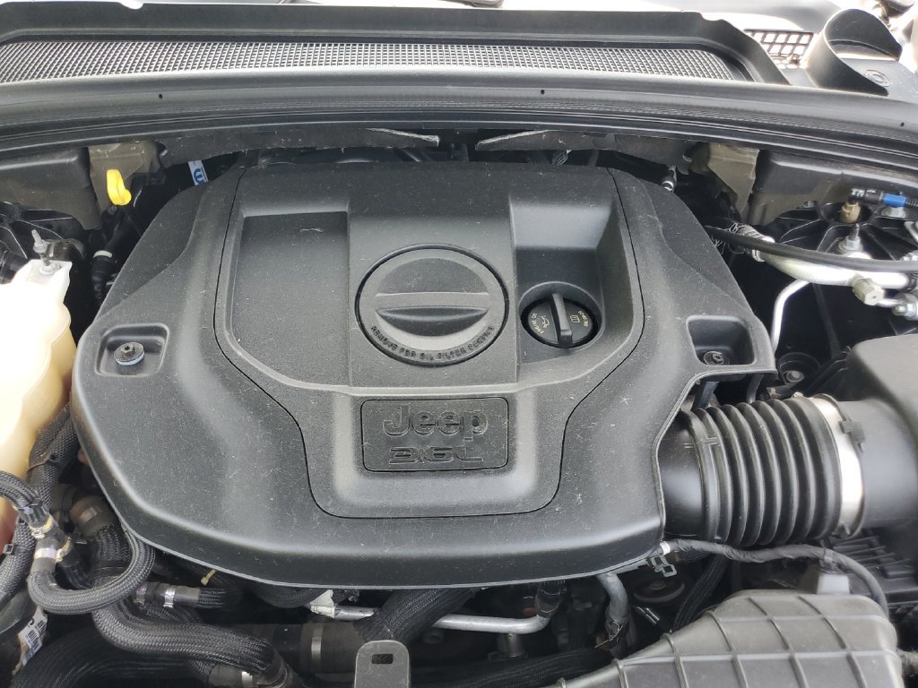 Used 2022 Jeep Grand Cherokee Summit AWD/4WD image 31