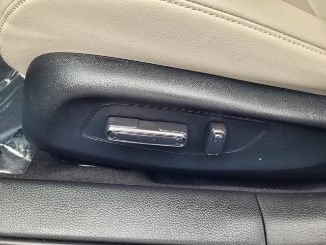 Used 2024 Honda Civic EX-L image 11