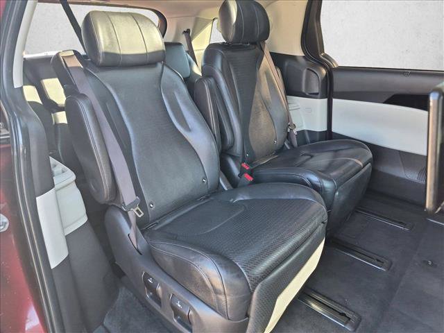 Used 2022 Kia Carnival SX Prestige FWD image 21
