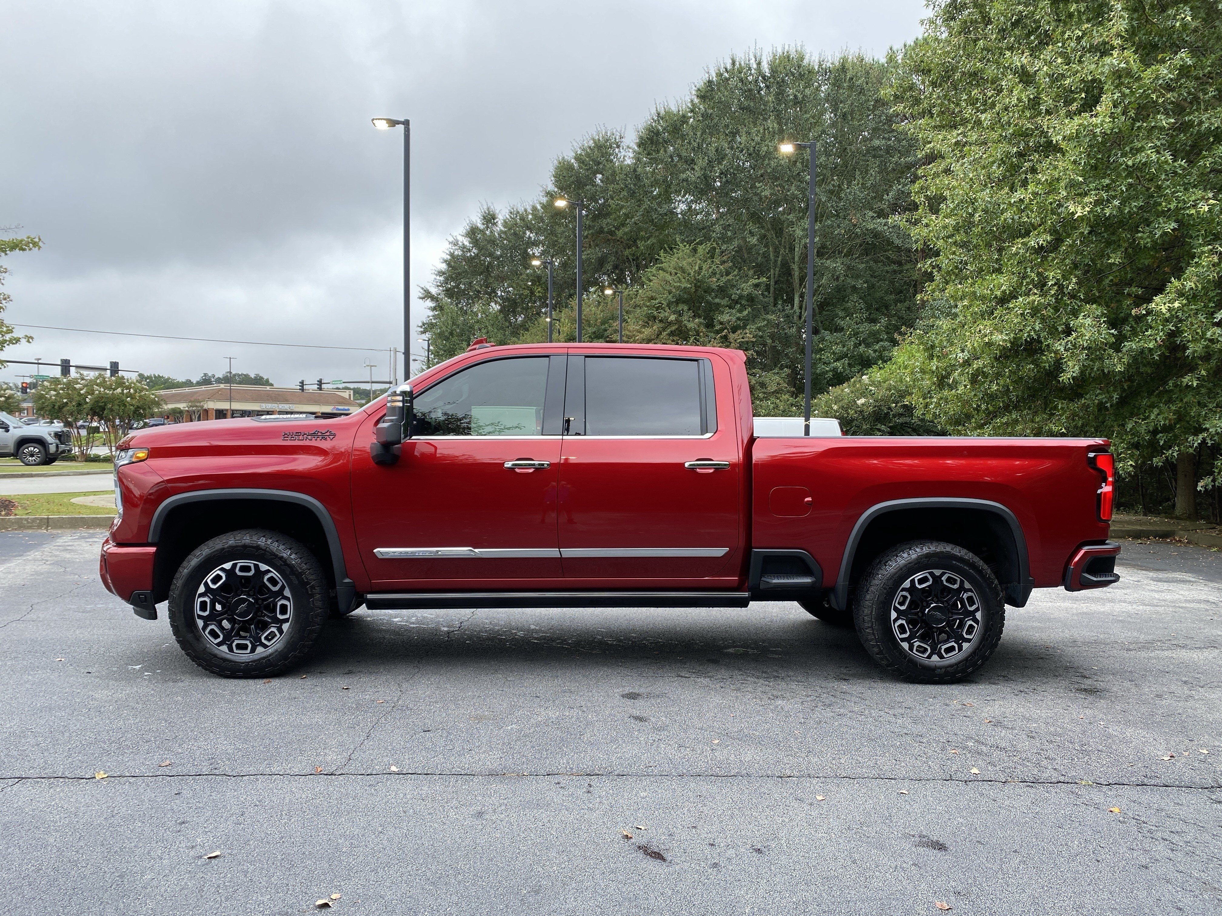 Used 2026 Chevrolet Silverado 2500 High Country w/ High Country Premium Package AWD/4WD image 6
