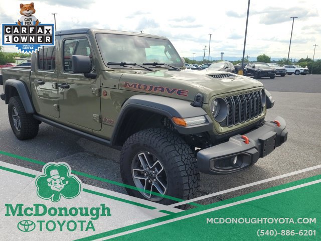Used 2026 Jeep Gladiator Mojave AWD/4WD image 8