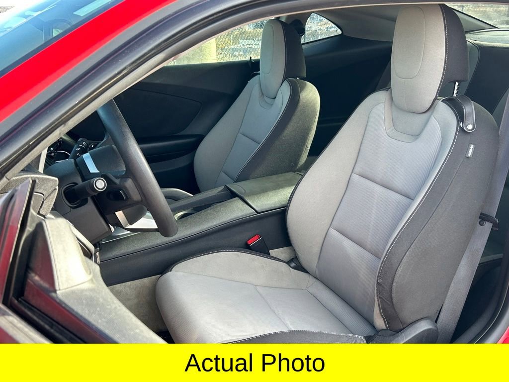 Used 2010 Chevrolet Camaro LT image 14