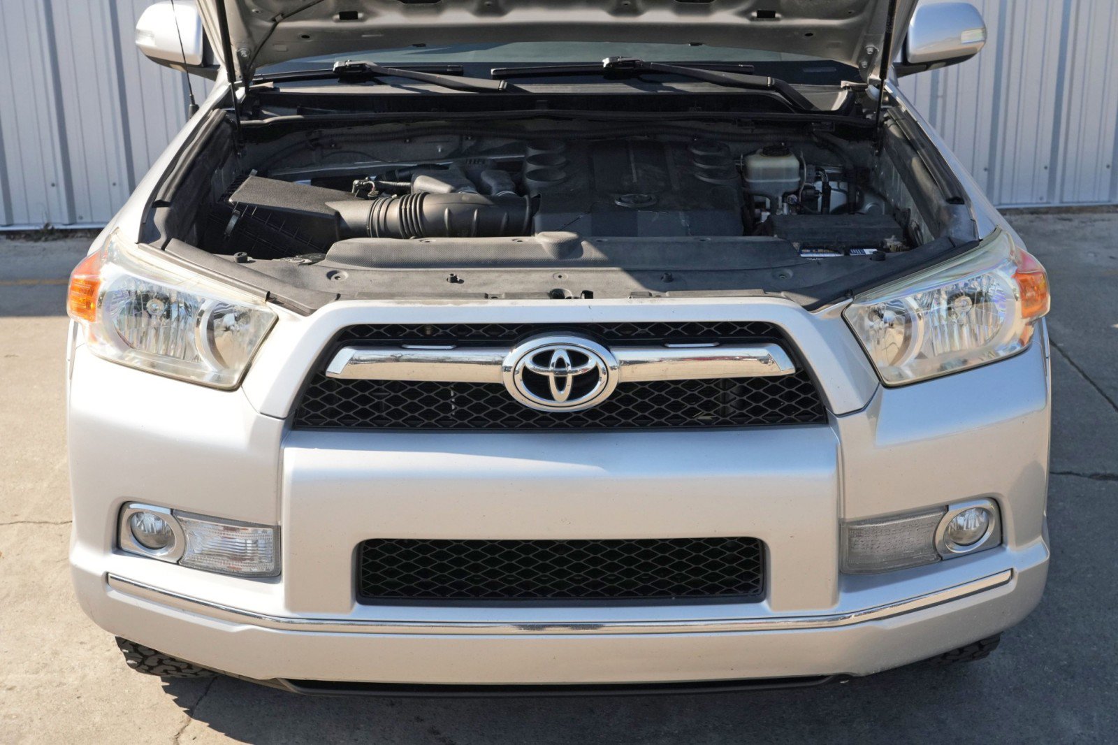Used 2010 Toyota 4Runner SR5 image 7