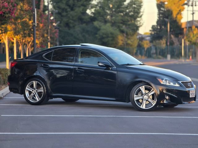 Used 2012 Lexus IS 250 w/ Premium Pkg Value Edition RWD image 4