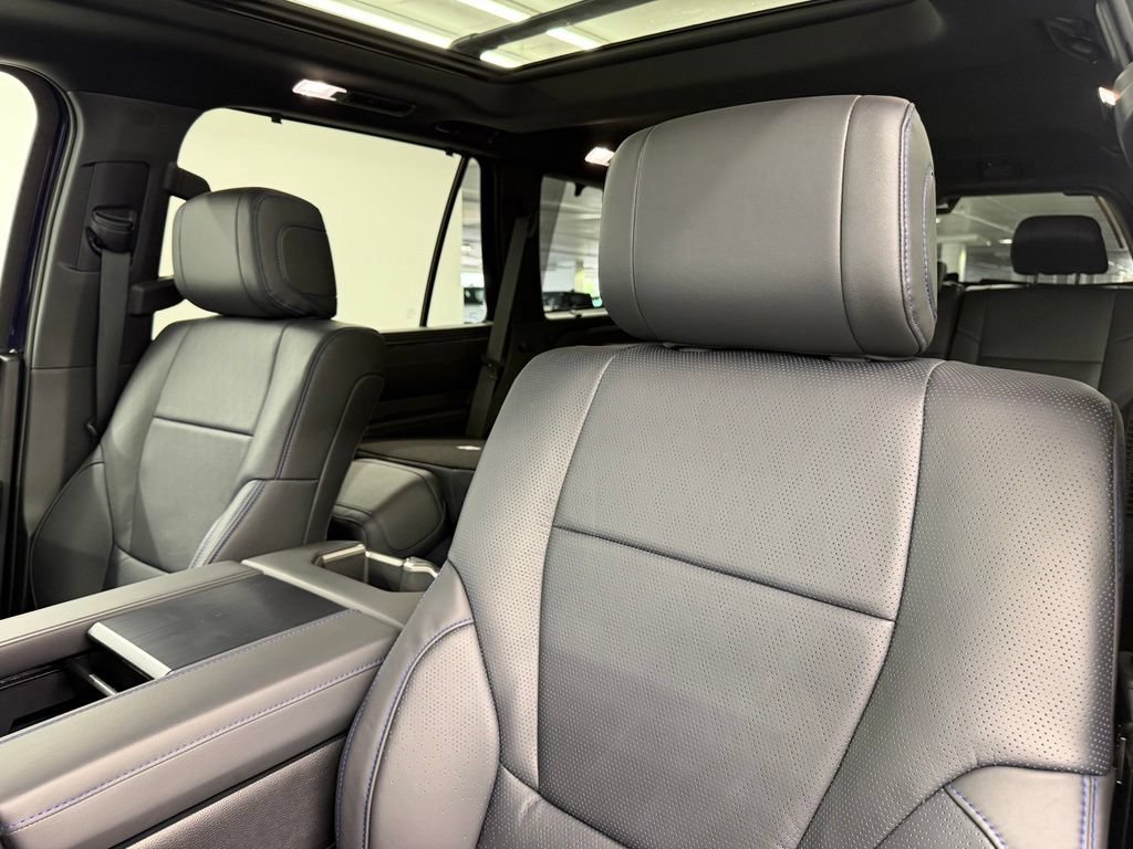Used 2026 Toyota Sequoia Platinum AWD/4WD image 25