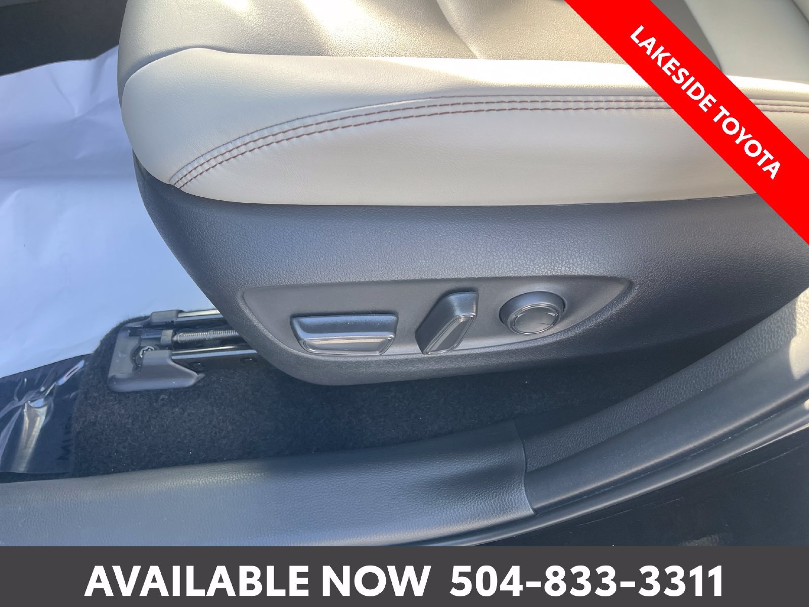 Used 2025 Toyota RAV4 XLE Premium FWD image 27