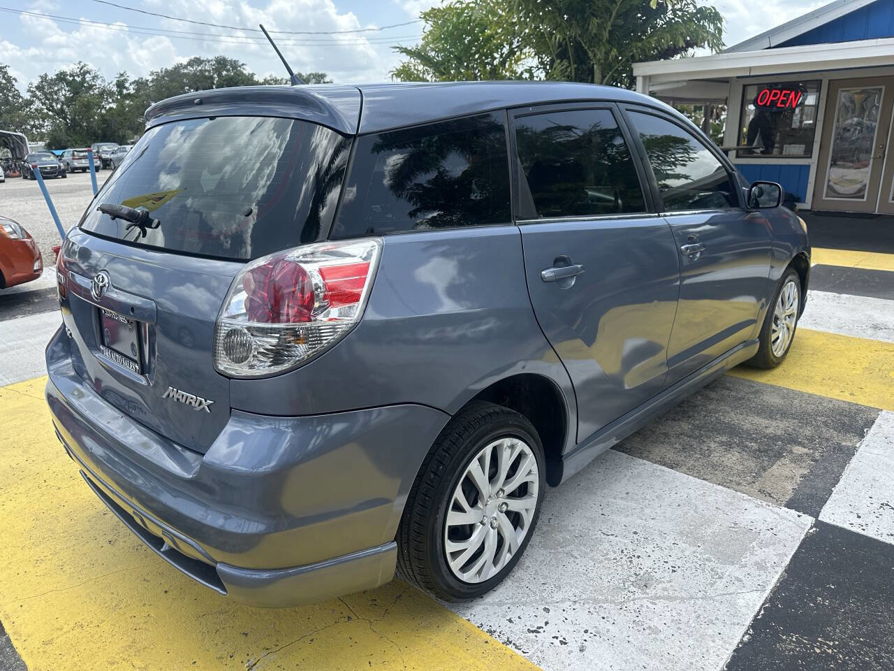 Used 2005 Toyota Matrix image 5