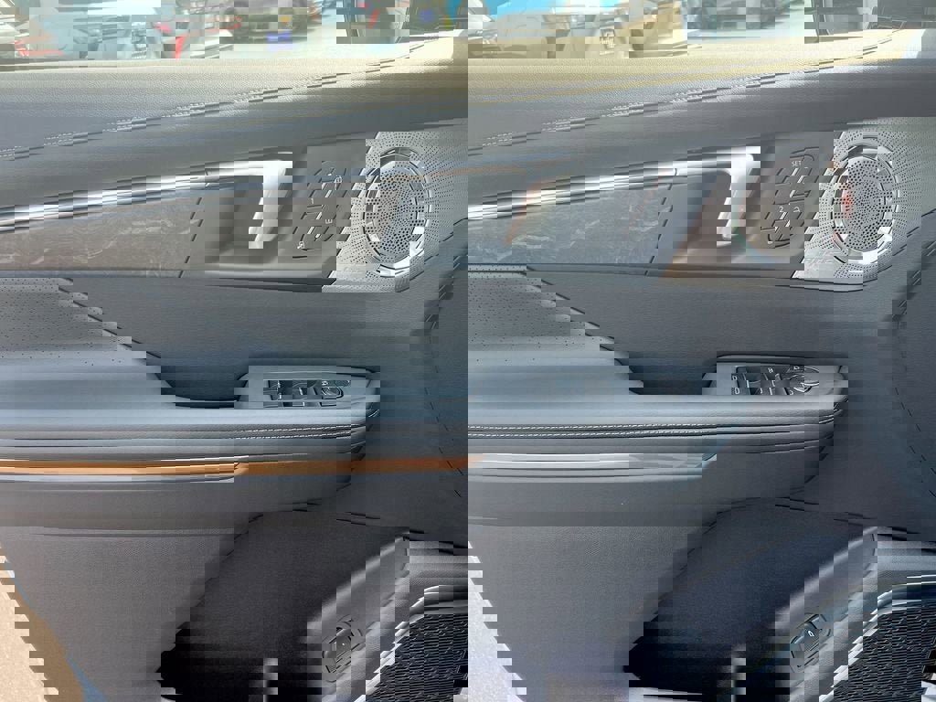 New 2026 Buick Enclave Avenir w/ Super Cruise Package image 57