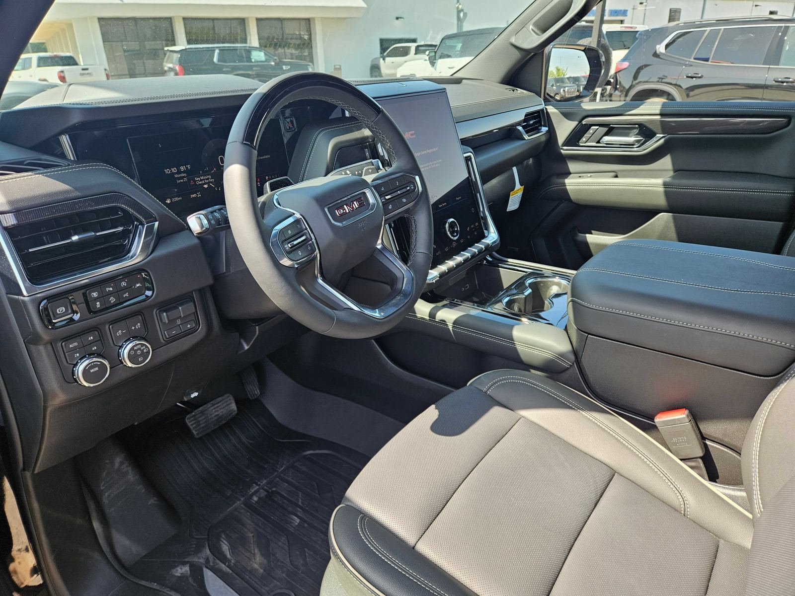 New 2026 GMC Yukon XL Elevation AWD/4WD image 10