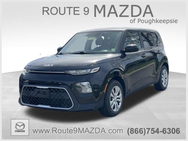 Used 2022 Kia Soul LX FWD image 1