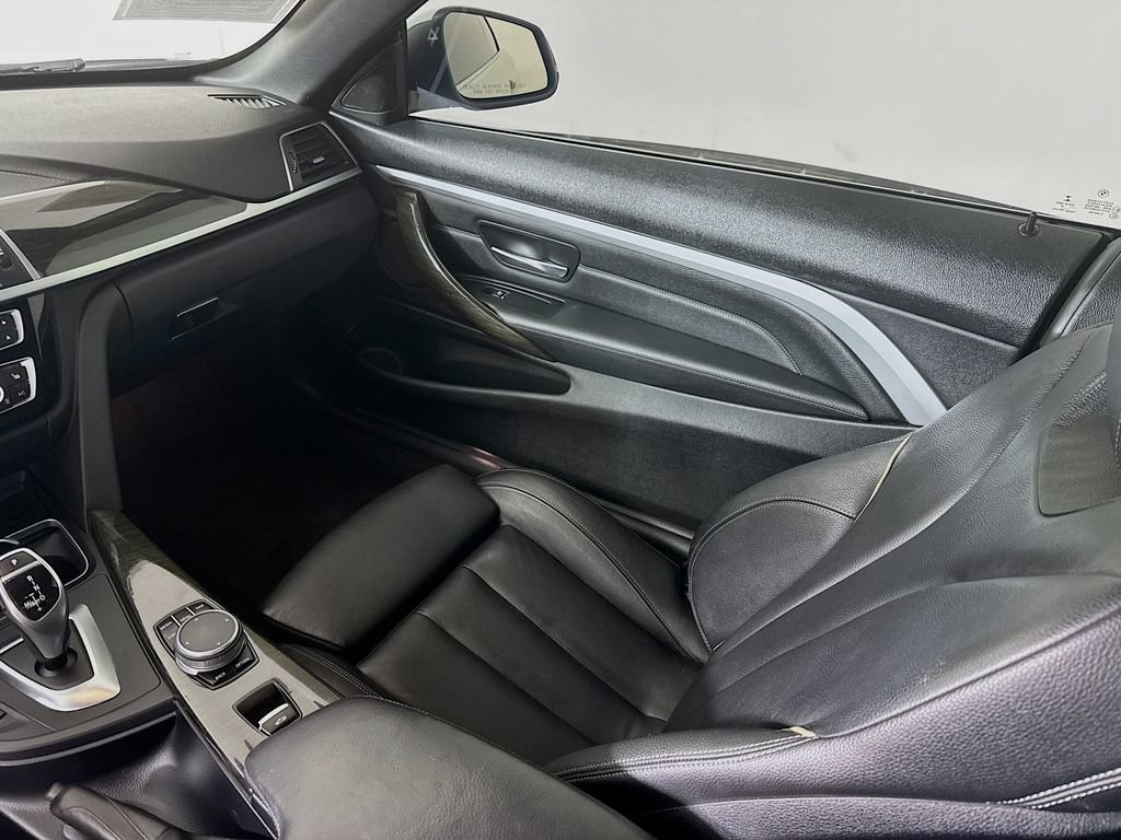 Used 2020 BMW 430i xDrive Convertible w/ Convenience Package AWD/4WD image 24