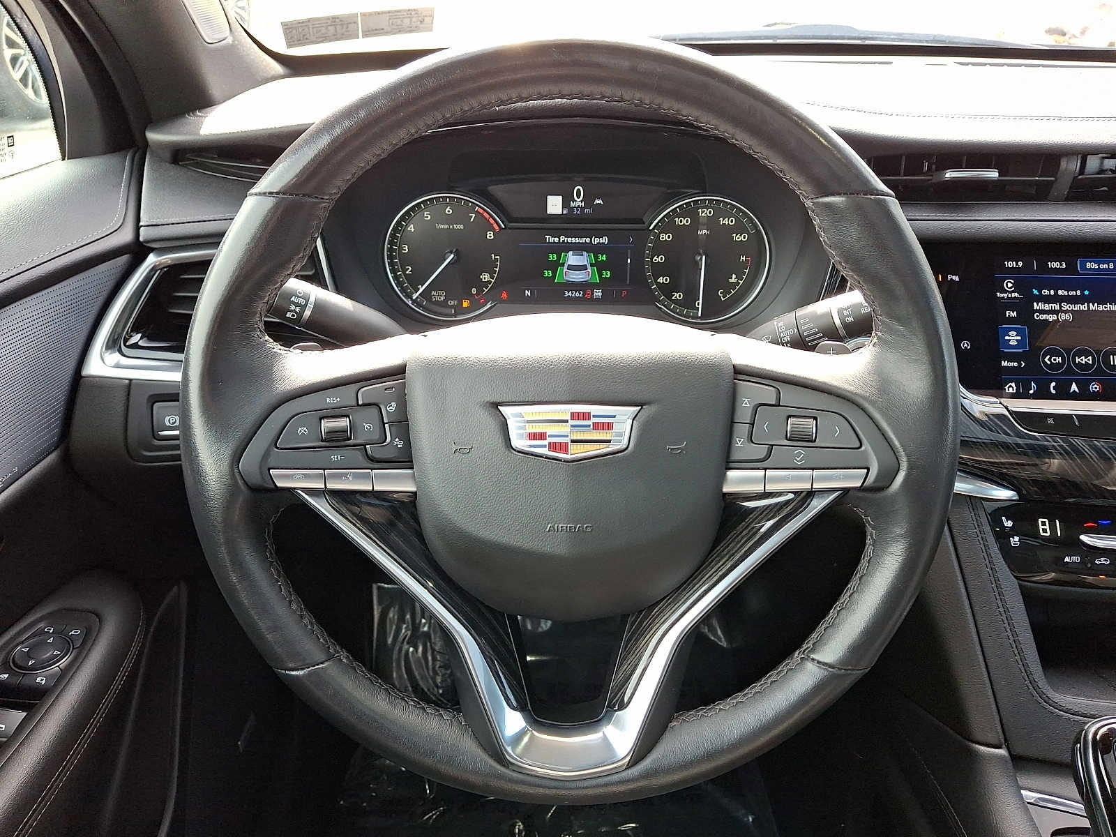 Certified 2023 Cadillac XT6 Premium Luxury image 14