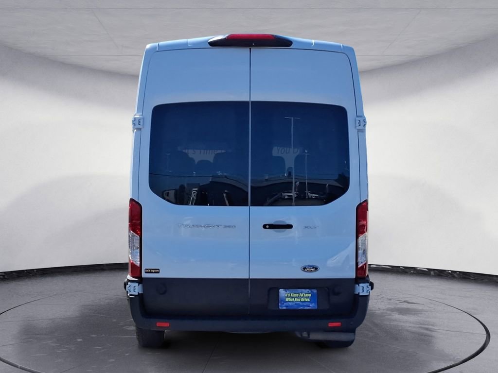Used 2024 Ford Transit 350 XLT image 4
