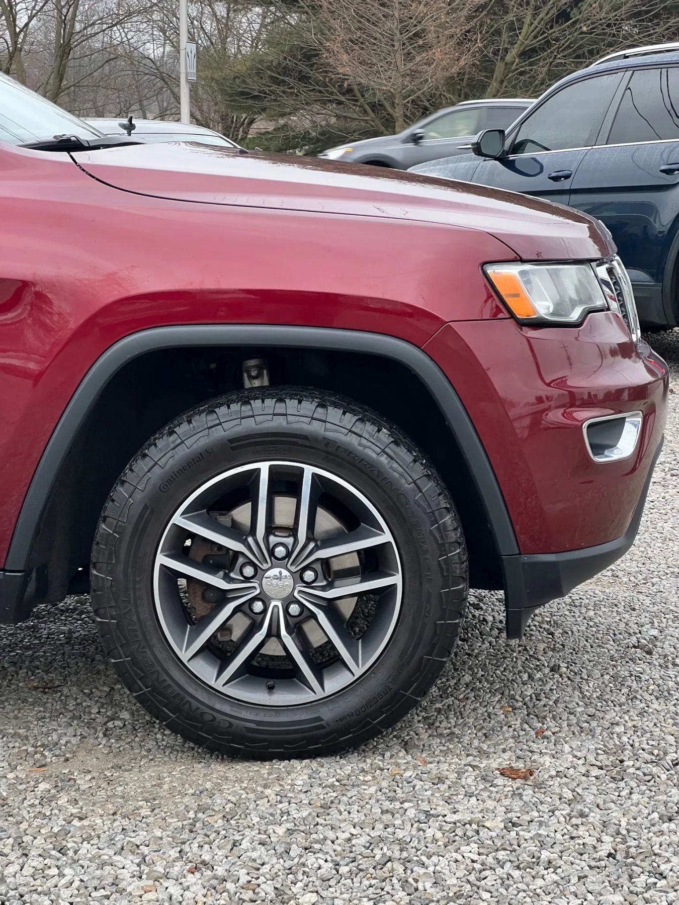 Used 2018 Jeep Grand Cherokee Laredo image 12