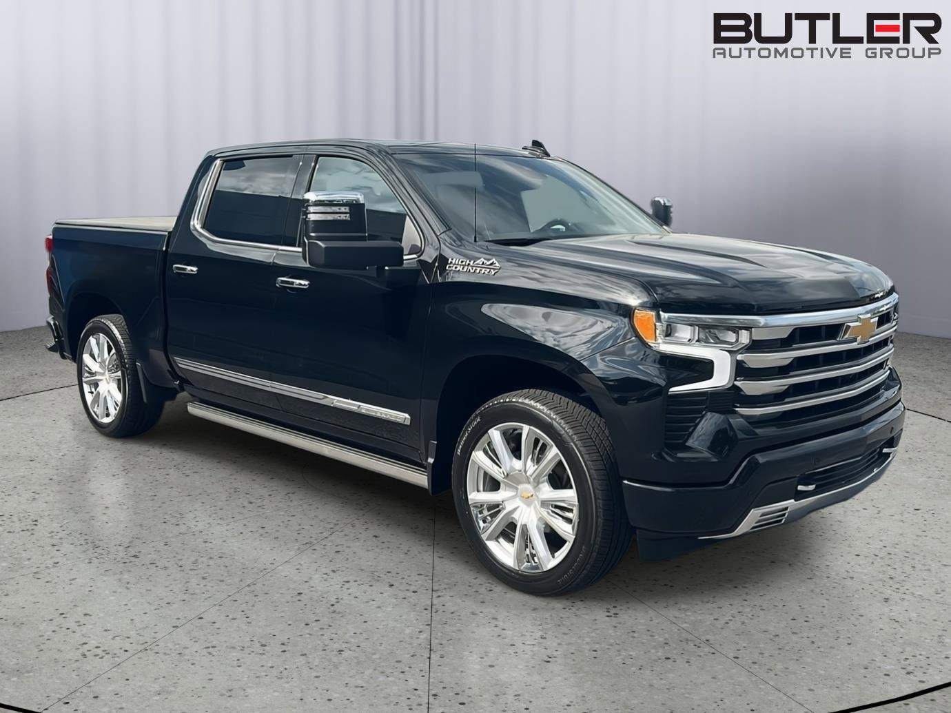 Used 2024 Chevrolet Silverado 1500 High Country w/ High Country Premium Package image 8