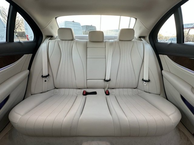 Certified 2018 Mercedes-Benz E 300 4MATIC image 10