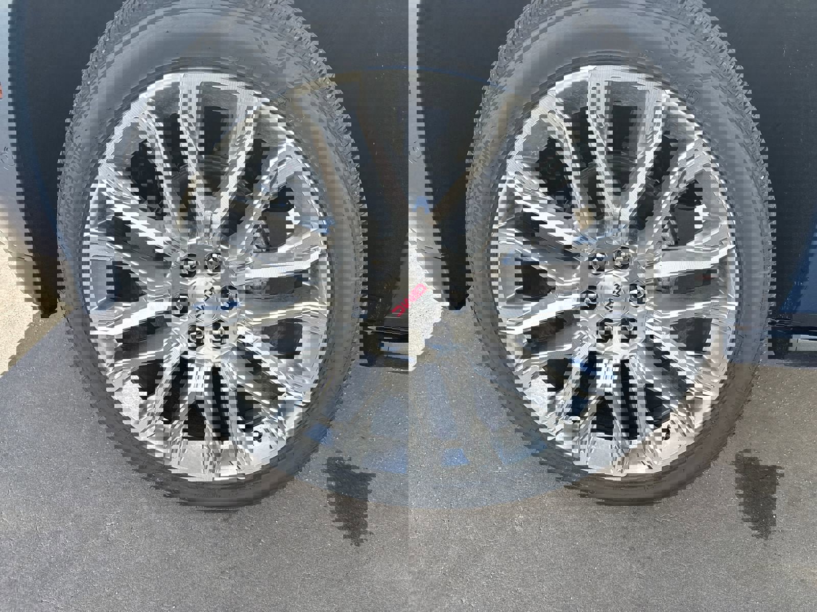 New 2026 GMC Yukon XL Denali image 29