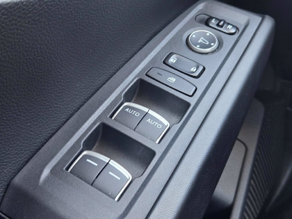 Used 2023 Honda Accord LX image 17