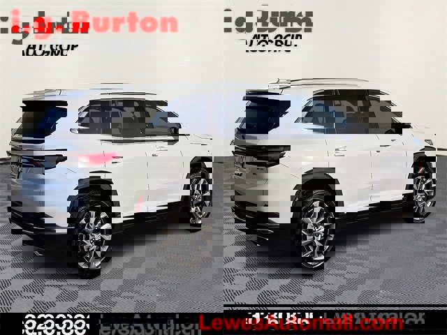 New 2026 Buick Enclave Preferred w/ LPO, All-Weather Package image 4