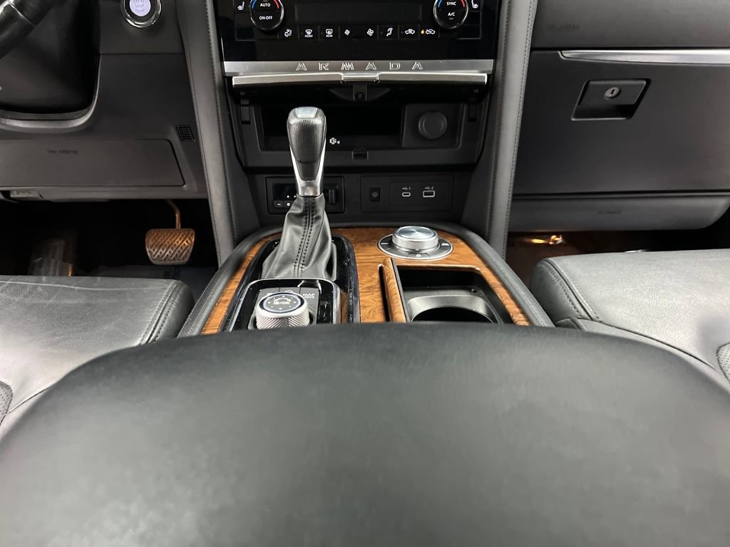 Used 2023 Nissan Armada SL w/ Captain's Chairs Package image 43